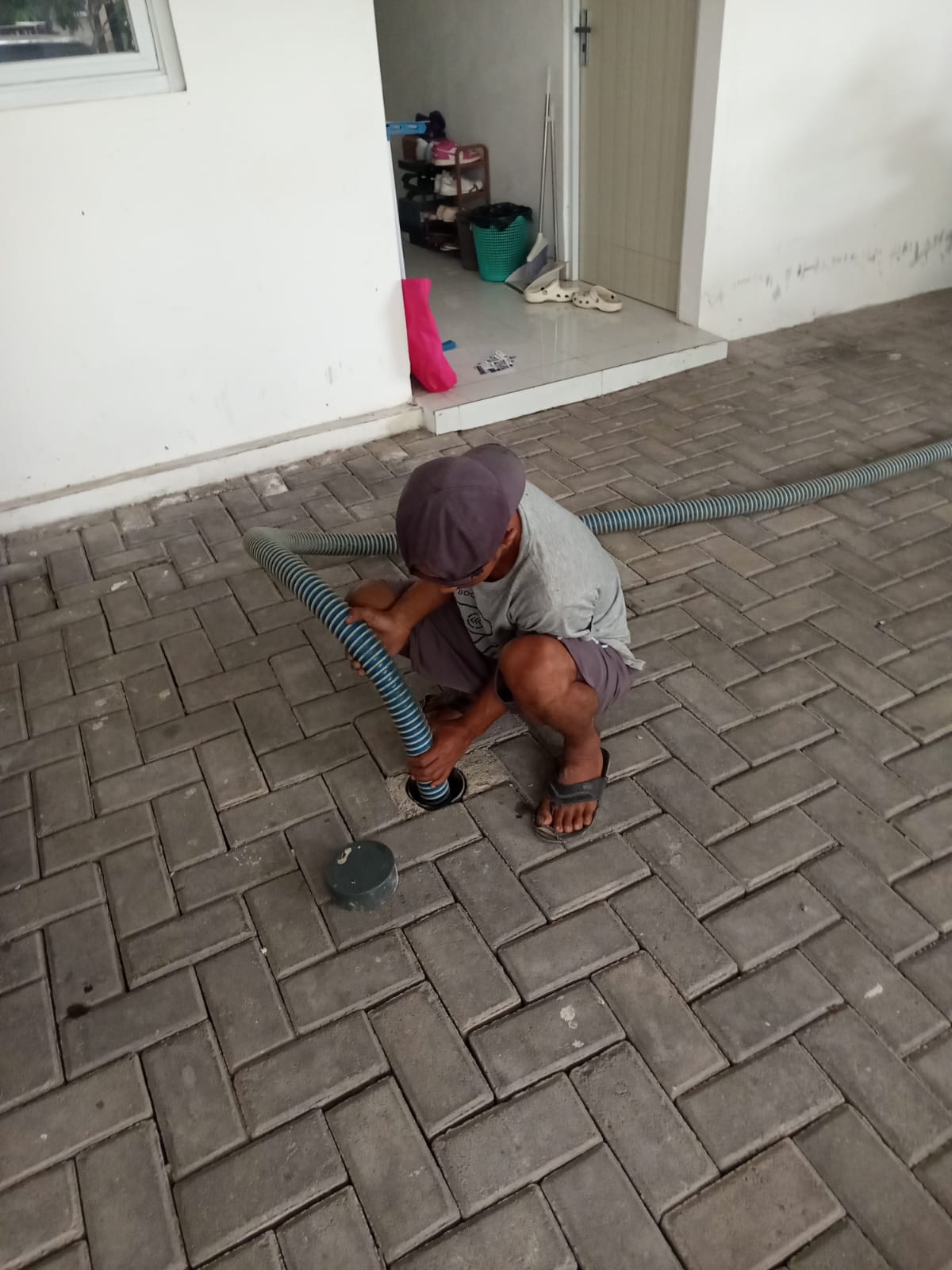 Dokumentasi Pengerjaan Sedot WC Kembar Jaya